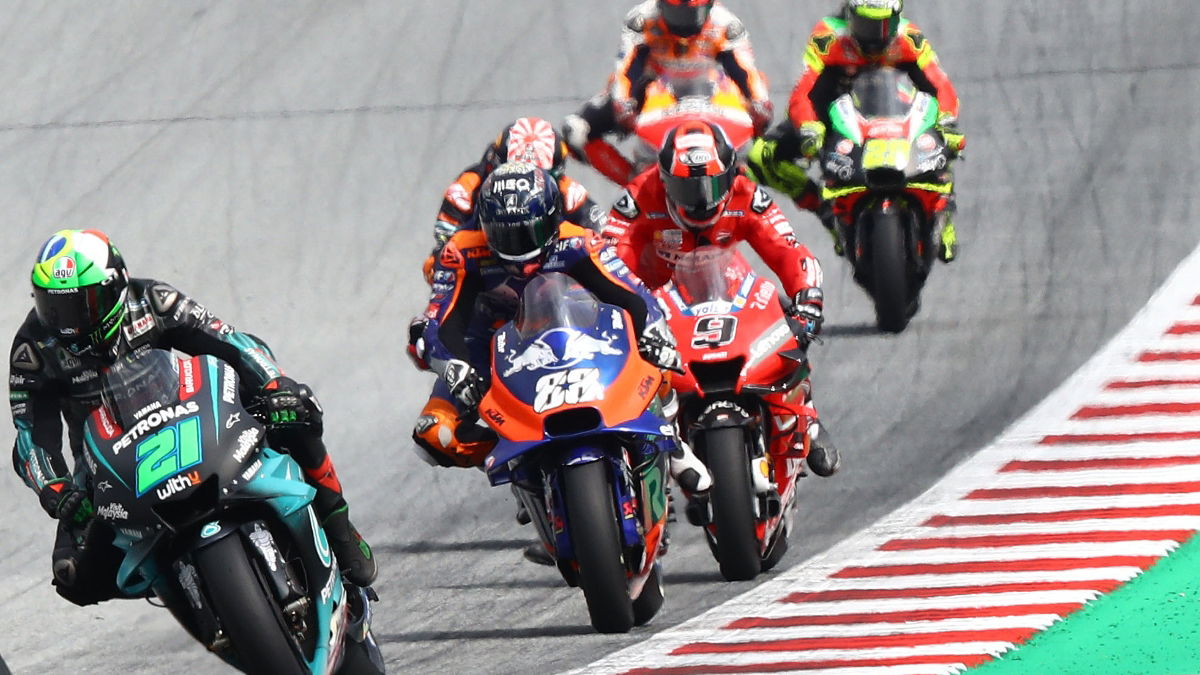MotoGP start [1200]
